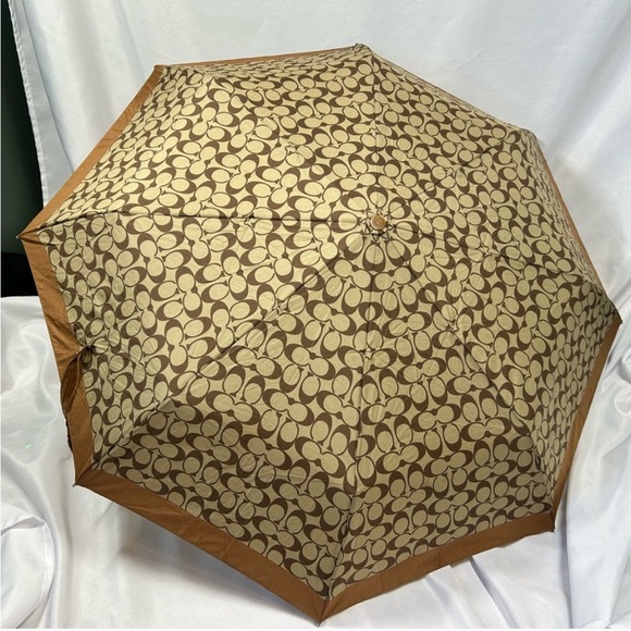 Brand new Coach monogram umbrella - Picture 7 of 10